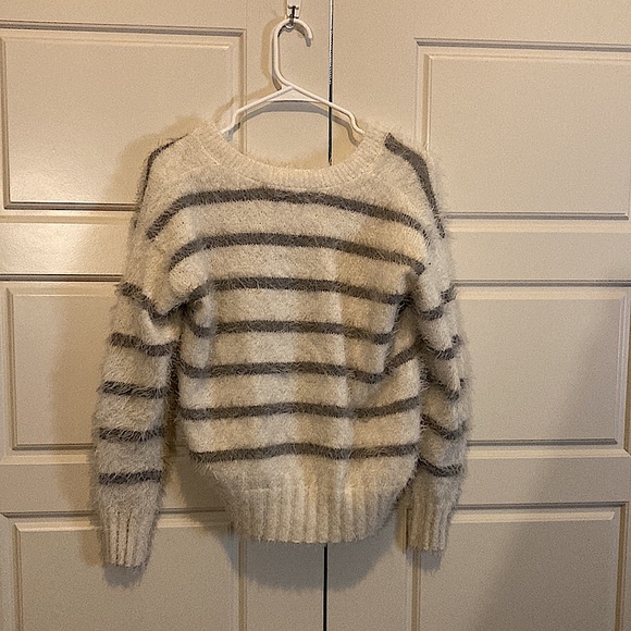 Pink Rose striped knit sweater (S) - Picture 2 of 3